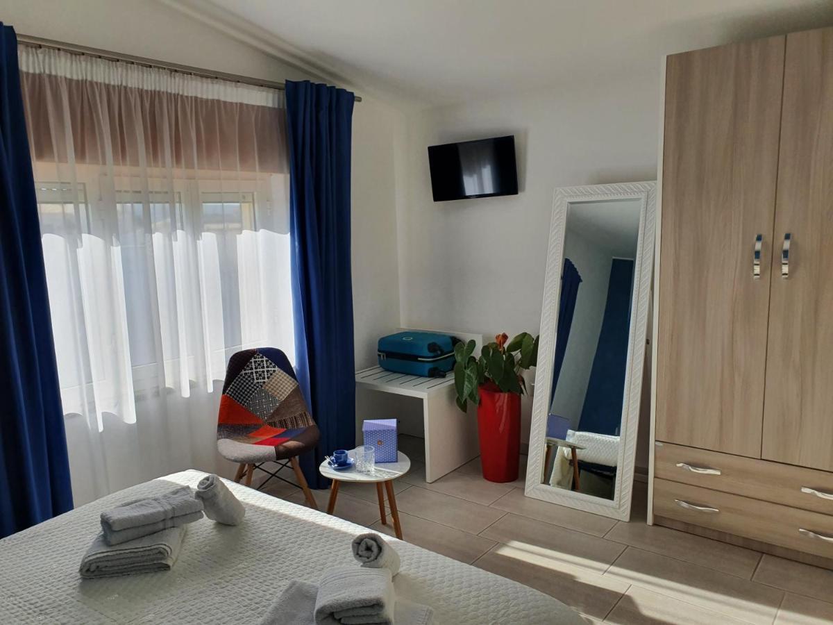 Blue Velvet Rooms Tortolì Exteriör bild